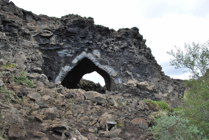 grotta di Kirkjan