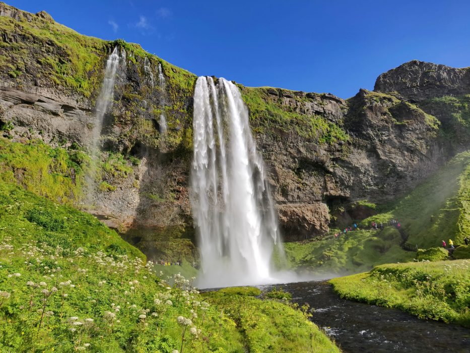 172707 Seljalandsfoss la piu bella cascata islandese