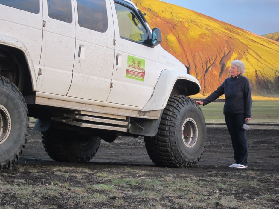 jeep modificata per viaggi in Islanda