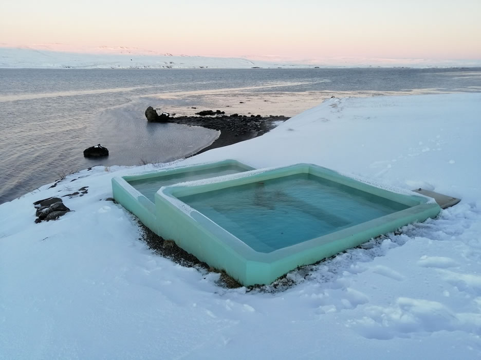 acqua calda a vista midfjordur-NATURAVIAGGI