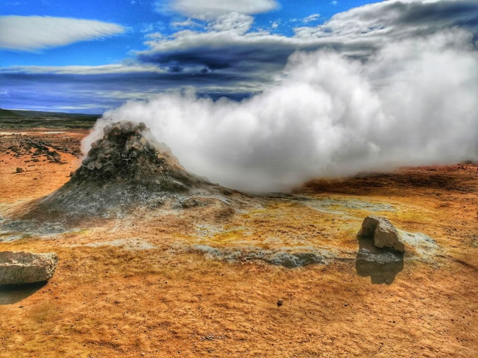 sifone nel sito di Namaskard area Myvatn